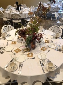 banquet table setting